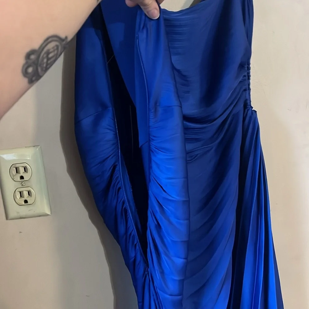 NWT House of Harlow Royal Blue One-Shoulder O-Ring Pleated Gown Large - Picture 12 of 12